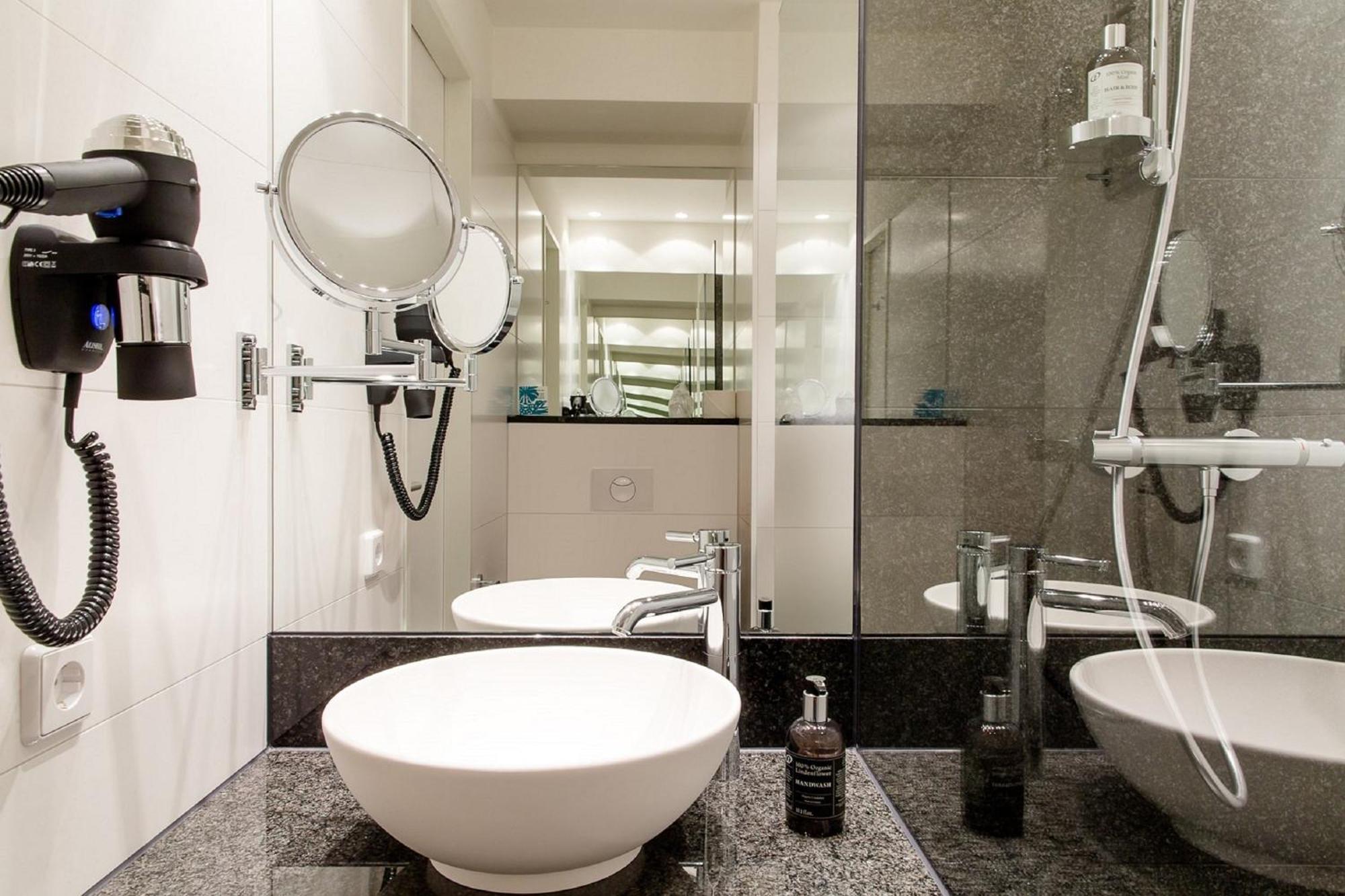 Motel One אאכן מראה חיצוני תמונה